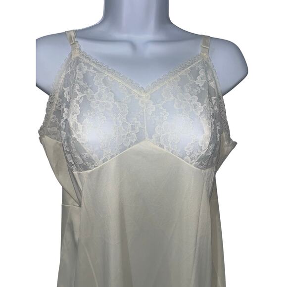 Vintage Sears Slip Dress Made in USA off white size 40 "The doesn't Slip" - Picture 3 of 6
